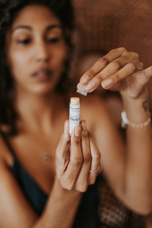 atypique_provence_savon_toulon_cosmetique_naturel_baume_a_levres_naturel_cire_dabeille